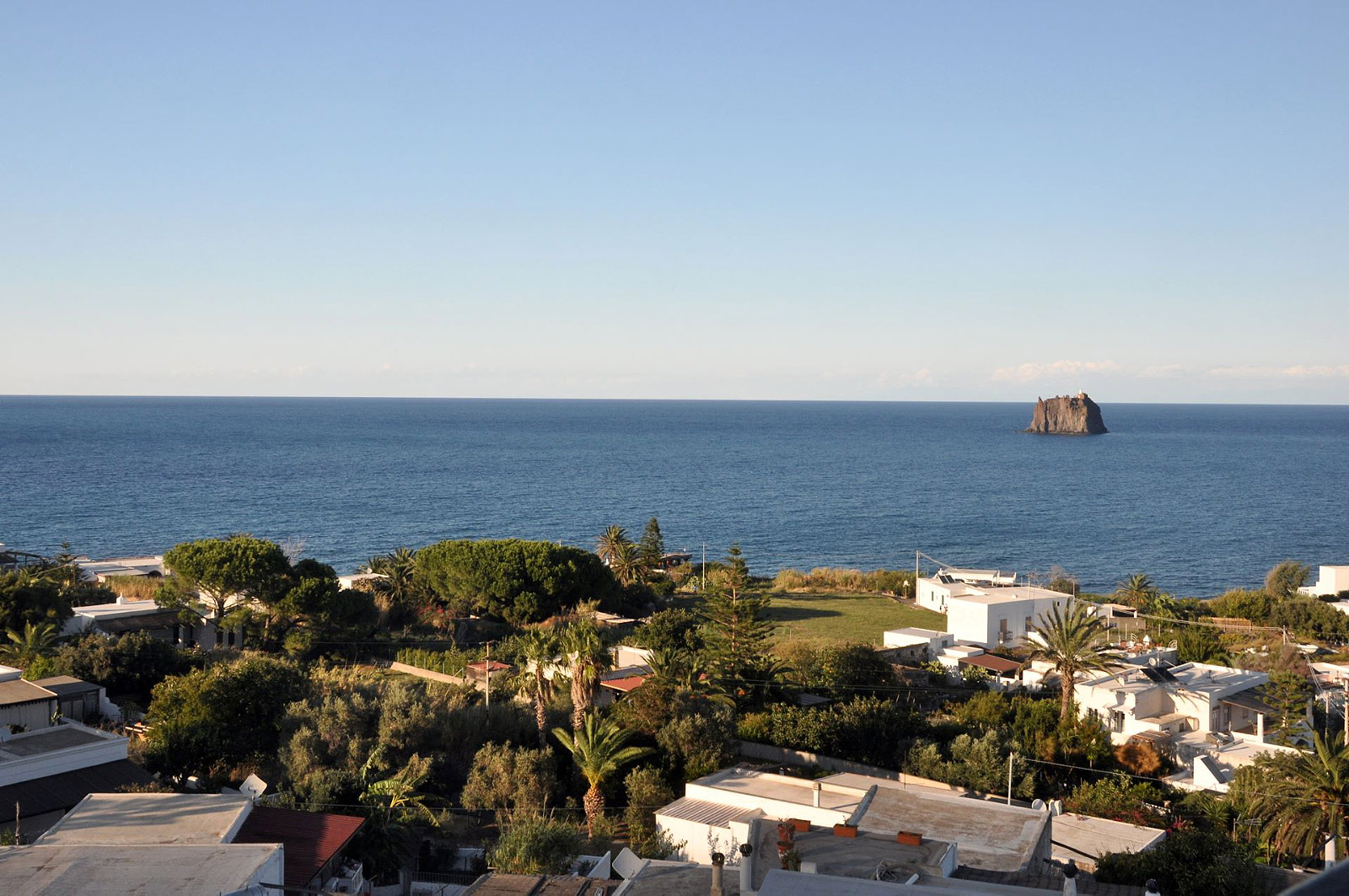Stromboli (Photo license: CC BY 2.0)